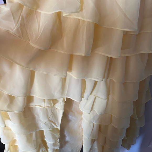 Elegant Yellow Lace Tiered Dress Size 12 - Picture 9 of 10